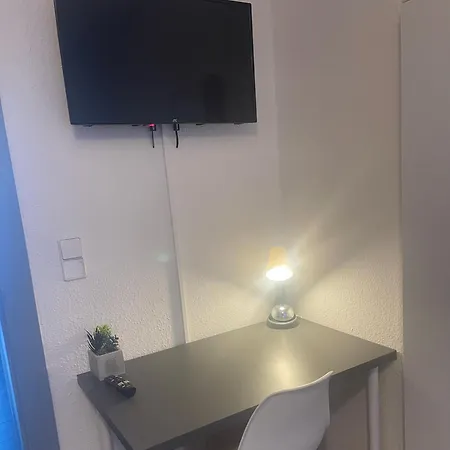 Ferien Oder Messewohnung Fuer 4 Personen